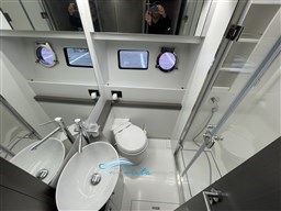 Rizzardi INfive bagno 1