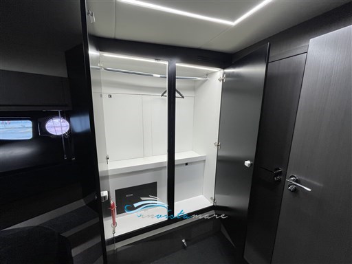 Rizzardi INfive armadio