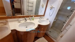 guy couach 22 bagno 2