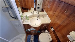 guy couach 22 terzo bagno