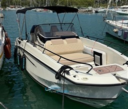 Quicksilver esterno 2