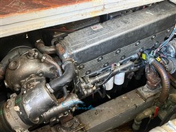 Navarcantieri 46 motore1