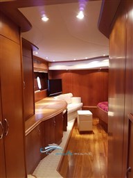 Cayman 62  entrata camera