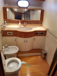 Cayman 62  bagno