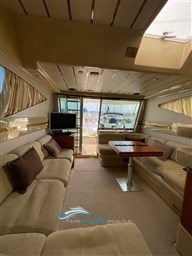 Ferretti 120 salone 2