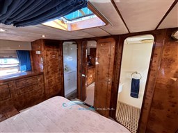 Alfamarine 55 entrata camera