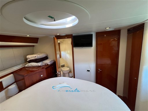 Pershing 50  cabina