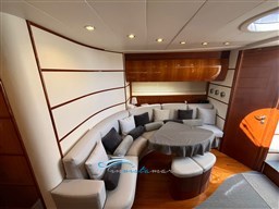 Pershing 50  dinette