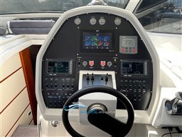 Pershing 50 guida