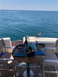 Intermare 30  tavolo pozzetto