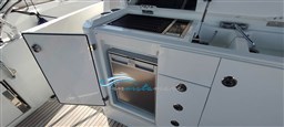 Cap Camarat 10.50 frigo esterno