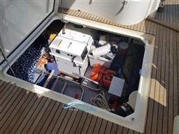 Prestige 42 vano pozzetto 