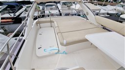 Prestige 42 prendisole prua