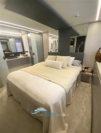 Pershing 62 camera matr.