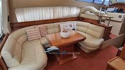 Ferretti 46 divano dinette