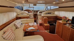 Ferretti 46 dinette