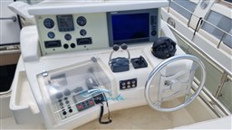 Ferretti 46 guida fly