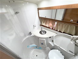 Prestige 42  bagno