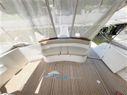 Prestige 42  teak pozzetto