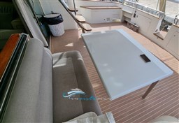 VZ 18  tavolo pozzetto