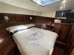 Menorquin 120 camera