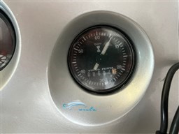 Oyster 30 strumentazione