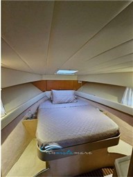 Mochi 42 camera V prua