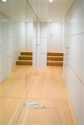 Cranchi 78 corridoio teak