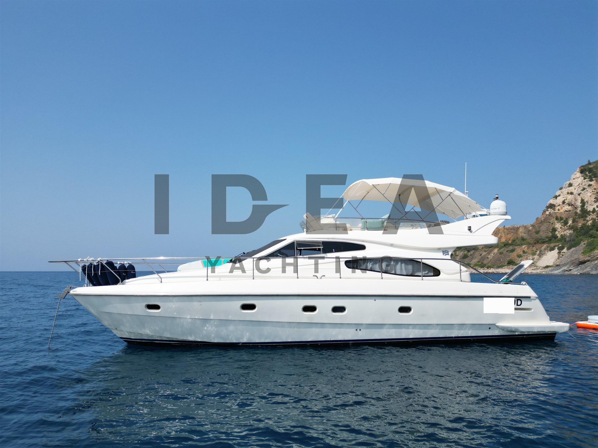 Ferretti 46