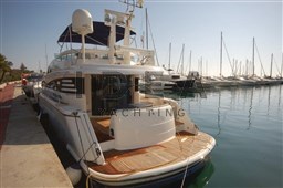 Fairline Squadron 62_specchio di poppa