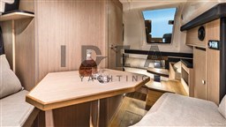 E30-GrigioMercurio-1021_e1qtd8 (1).jpeg