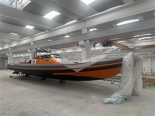 Buzzi 40 Rib