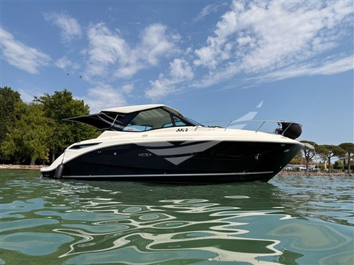 Sea Ray 320 Sundancer Coupe'