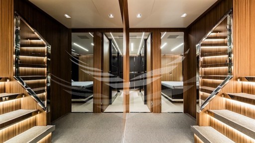 Riva 100 Corsaro 2017_12