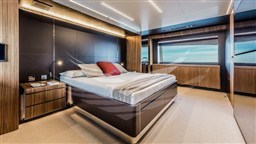 Riva 100 Corsaro 2017_7