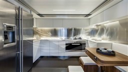 Riva 100 Corsaro 2017_3