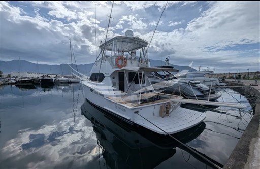 Hatteras 50' Convertible