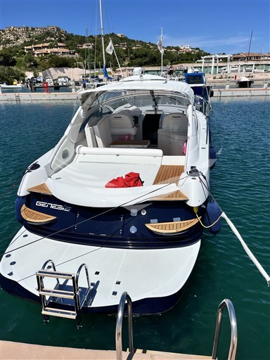 Pershing 37' Cabin