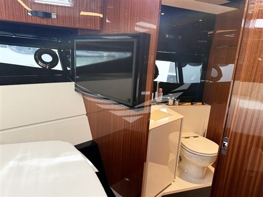 Riva_Rivale_56_bianco_22.jpeg