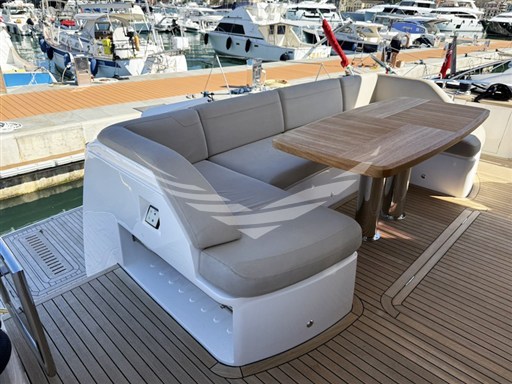 Foto_Princess_70_Fly_07