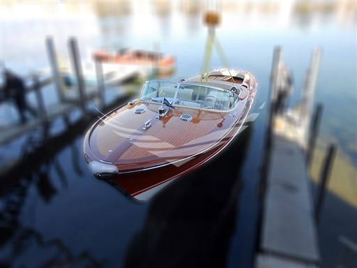 Foto_Riva_Aquarama_Super_03.jpg