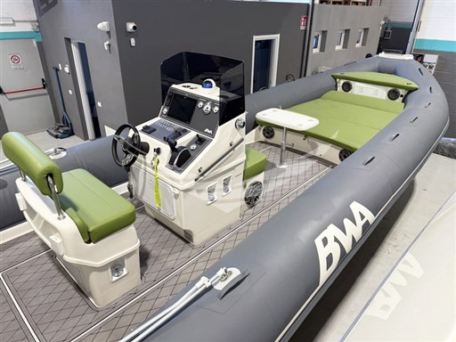 Bwa Nautica Bwa 9000