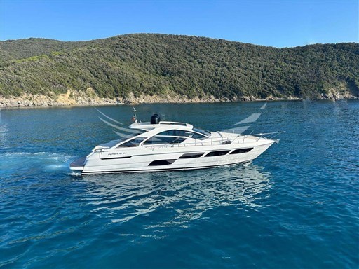 Pershing 5x