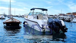 Boston Whaler 28 Conquest (19)