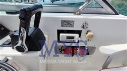 Boston Whaler 28 Conquest (03)