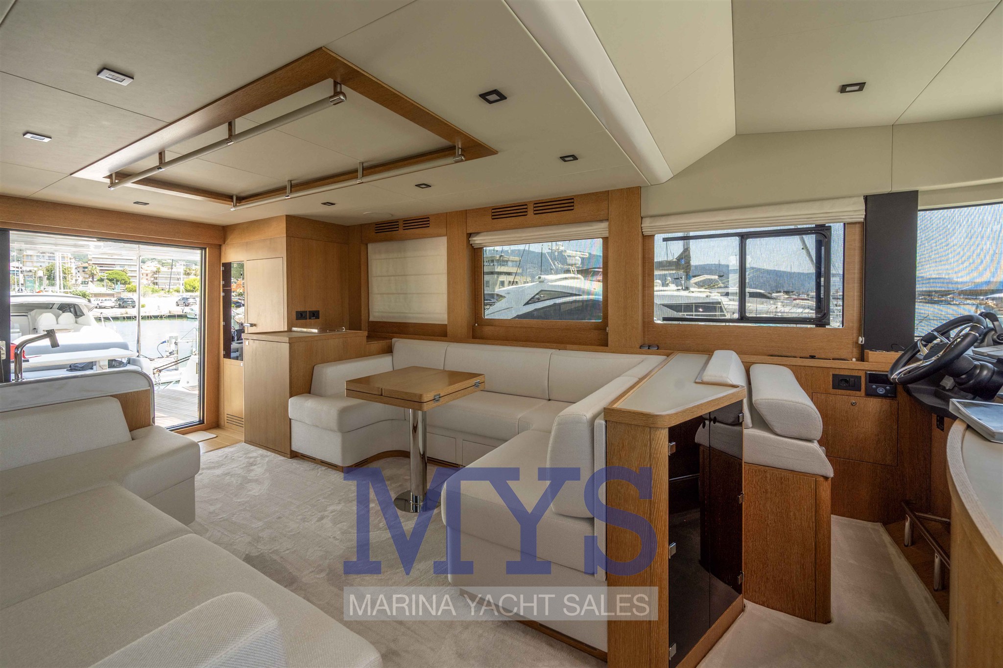 SIRENA YACHT 58' FLY HT (16)