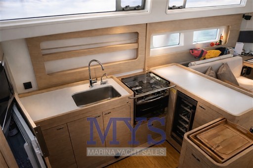 oceanis 54 dinette
