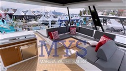 FOUNTAINE PAJOT 67 POWER (14)