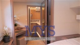 FOUNTAINE PAJOT 67 POWER (21)