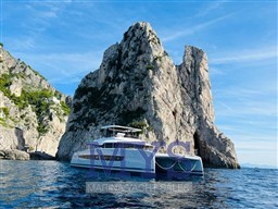 FOUNTAINE PAJOT 67 POWER (03)